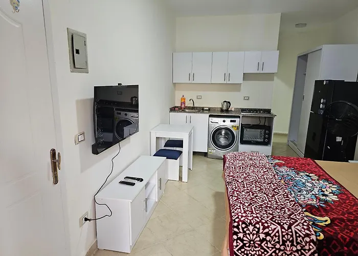 Ground Floor Garden & Pool &